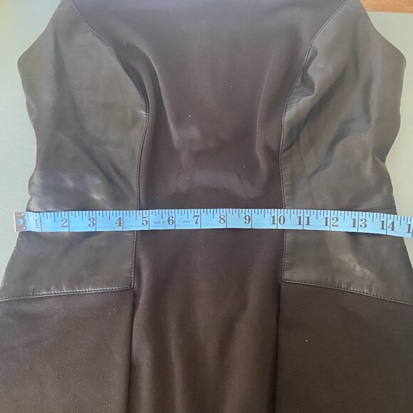 Lauren Ralph Lauren - Black Knee length dress with faux leather detail Size 6P - Picture 9 of 13